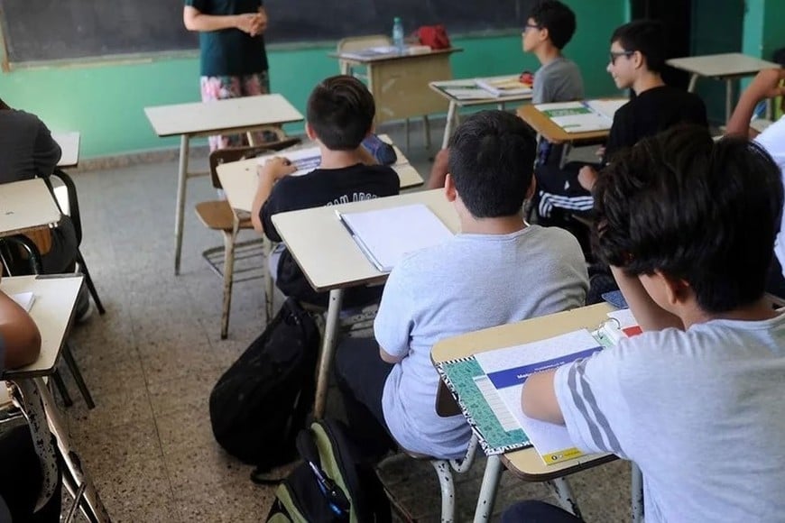 El nivel secundario está en observación y este año, la cartera educativa implementó el modelo de "no repitencia" en el 20% de las escuelas del nivel. Aún no hay un corte evaluativo oficial.