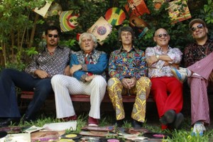 Los Ranser, formaación 2023: Matías Lemos (teclados), Hugo Tredici (voz), Darío Basílico (guitarras y coros), “Hongo” Perrone (batería) y Sebastián Tredici (bajo y coros), quienes sumarán a Evelin Sottini en coros.