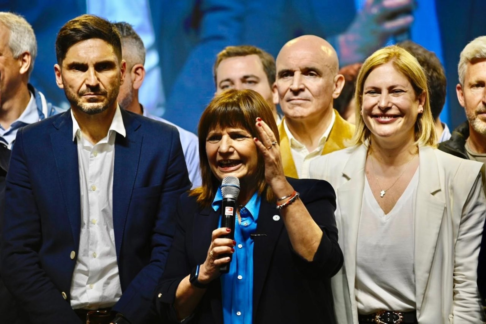 Maximiliano Pullaro es el undécimo gobernador desde el retorno a la democracia en 1983 y el primero del partido fundado por Leandro N. Alem. El último gobernador radical de la provincia había sido Aldo Tessio.