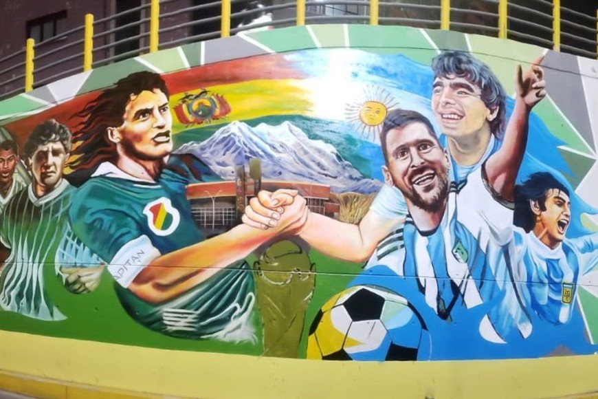 El mural que se encuentra a metros del Hernando Siles boliviano.