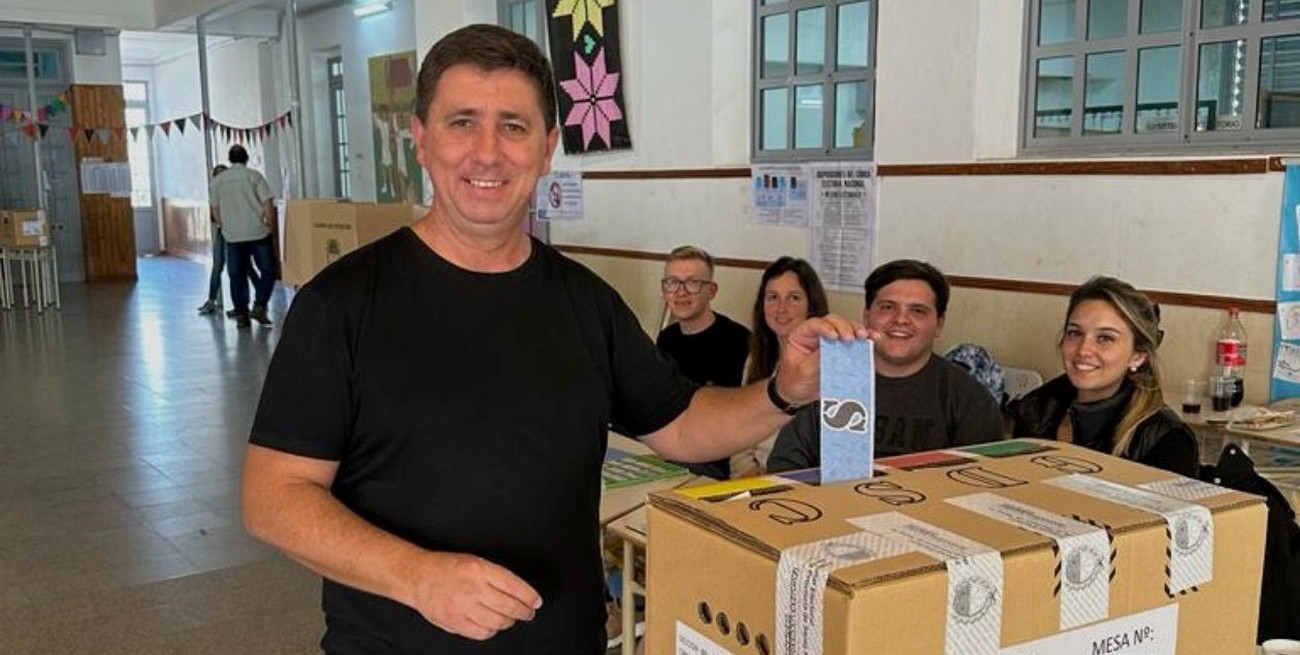 Con el 48,5% de los votos, Rubén Pirola renueva su banca en el senado provincial