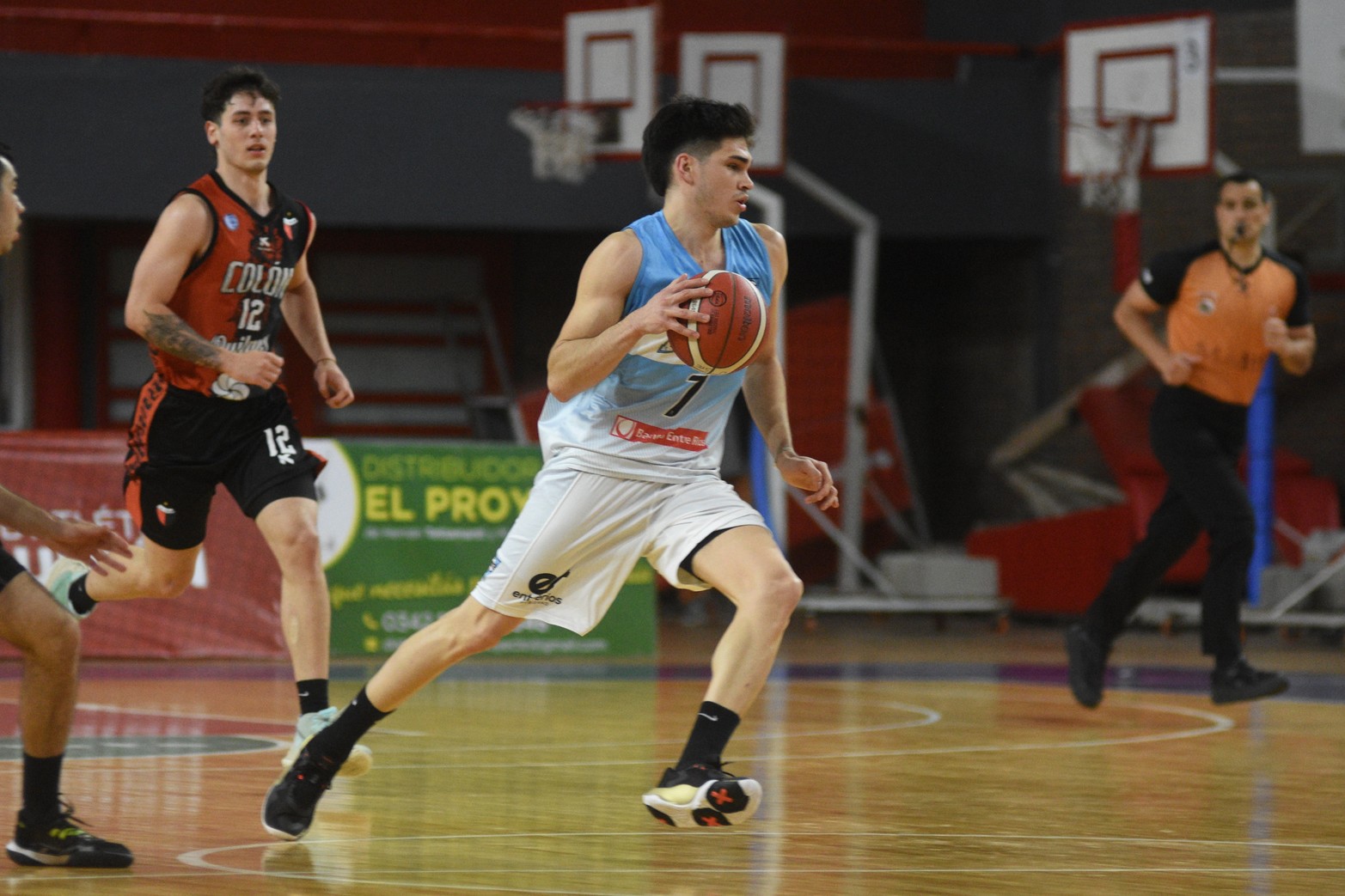 Colón perdió por un doble (81 a 83 ) contra Echagüe de Paraná.