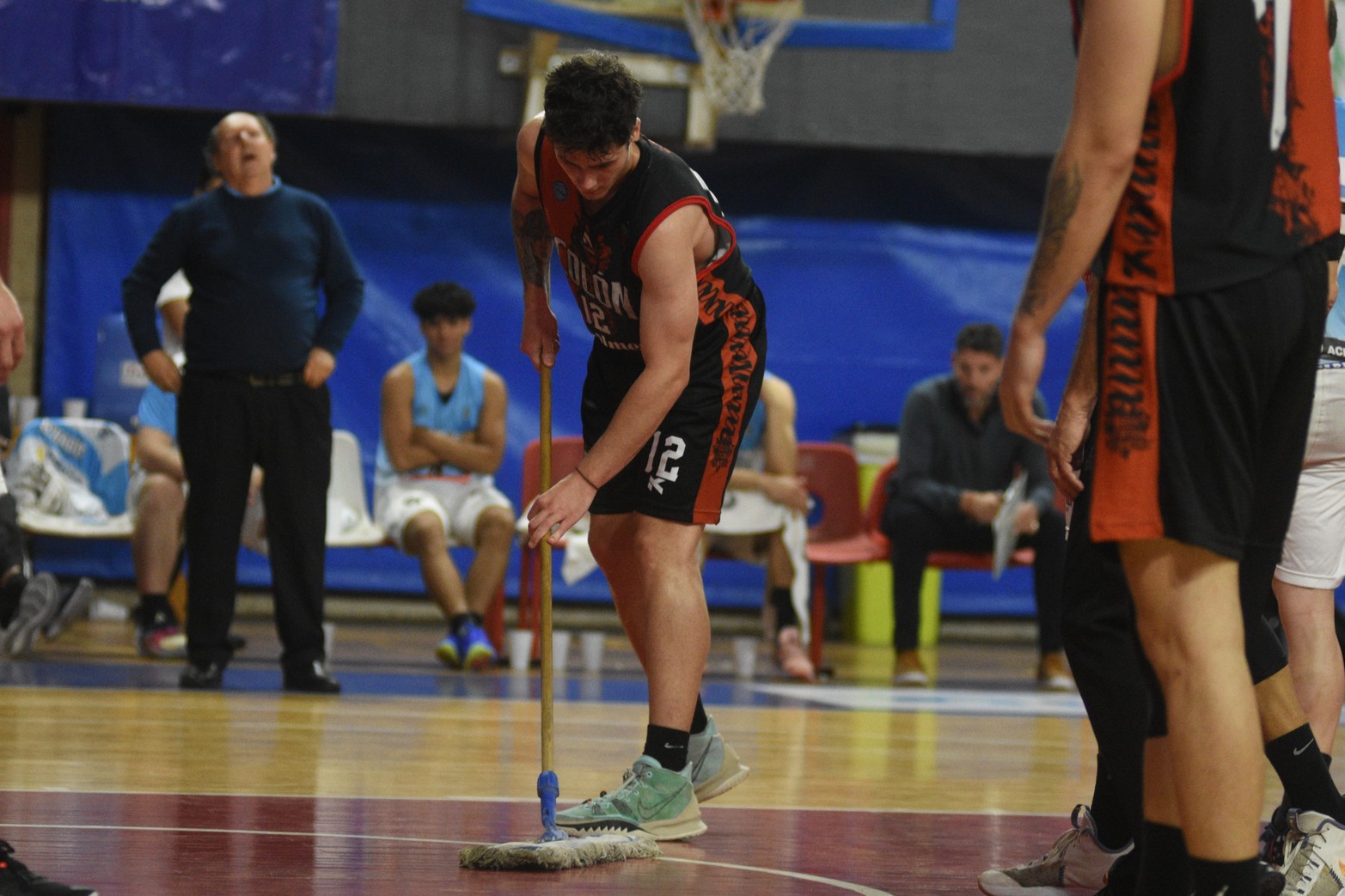 Colón perdió por un doble (81 a 83 ) contra Echagüe de Paraná.