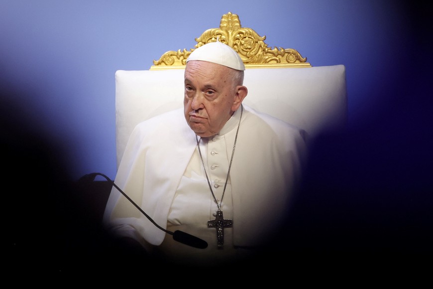 Pope Francis attends the concluding session of a meeting at Palais du Pharo, on the occasion of the Mediterranean Meetings (MED 2023), in Marseille, France, September 23, 2023. Sebastien Nogier/Pool via REUTERS