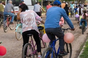 La bicicleteada en familia, uno de los clásicos de los festejos patronales en Monte Vera.