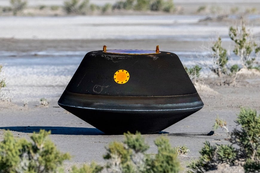 The return capsule containing a sample collected from the asteroid Bennu in October 2020 by NASA’s OSIRIS-REx spacecraft is seen shortly after touching down in the desert at the Department of Defense's Utah Test and Training Range in Dugway, Utah, U.S. September 24, 2023.  NASA/Keegan Barber/Handout via REUTERS
THIS IMAGE HAS BEEN SUPPLIED BY A THIRD PARTY.
MANDATORY CREDIT     TPX IMAGES OF THE DAY