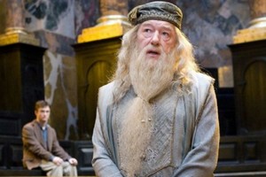 El británico llegó a dar vida a Albus Dumbledore en  Harry Potter