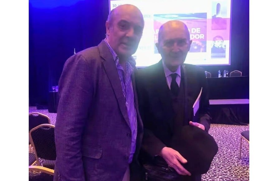 José Cónzoli junto al Prof. Dr Miguel Angel Ciuro Caldani, investigador y docente universitario.