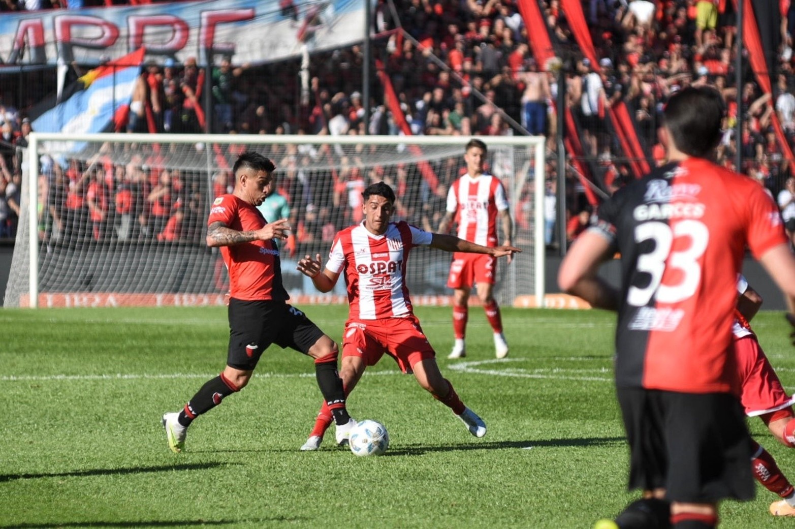 Ya se está jugando el clásico santafesino