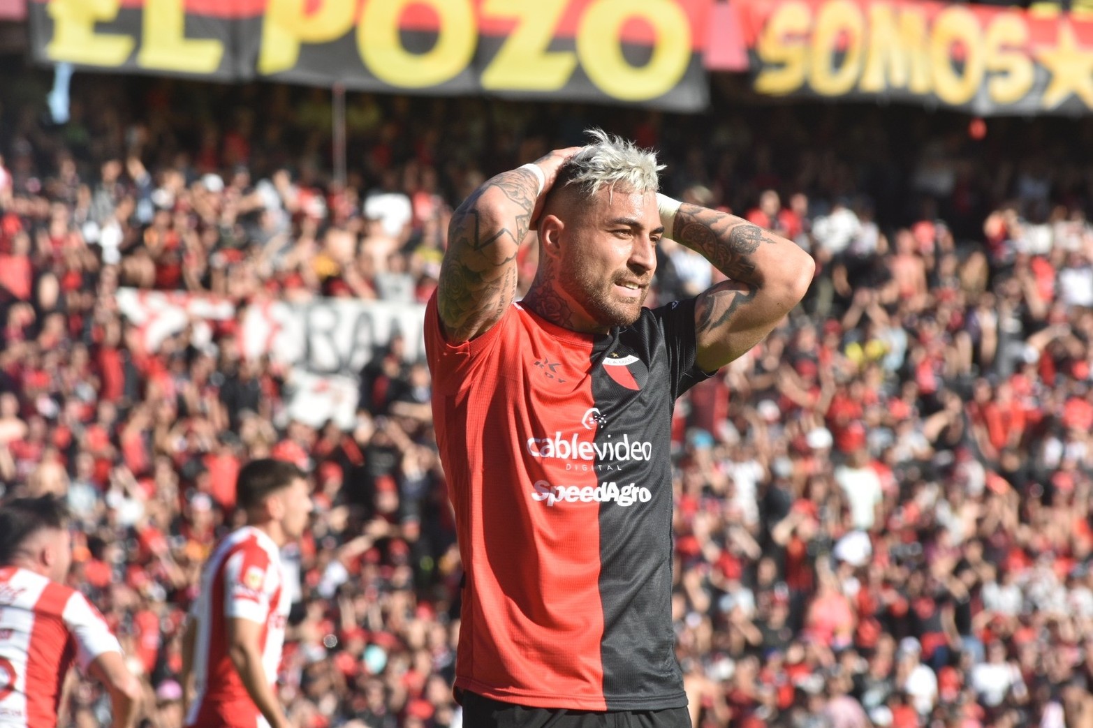 Ya se está jugando el clásico santafesino