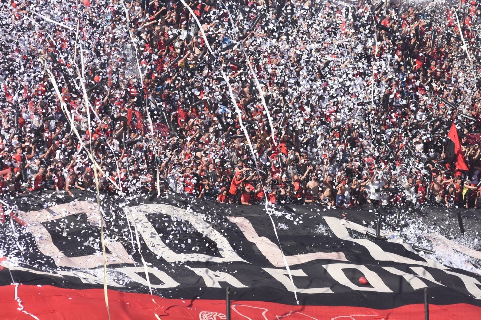 El aliento sabalero. Ya se está jugando el clásico santafesino