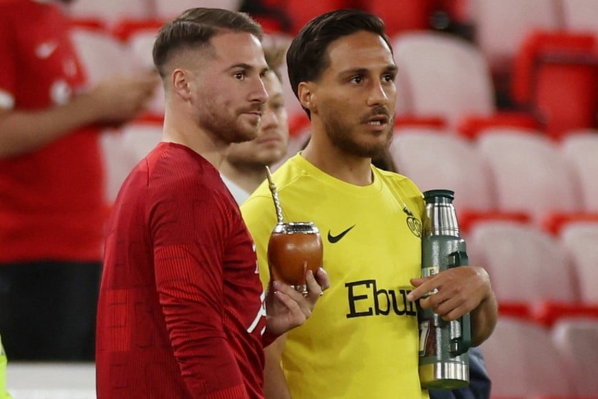 Soccer Football - Europa League - Group E - Liverpool v Union Saint-Gilloise - Anfield, Liverpool, Britain - October 5, 2023
Brother's, Liverpool's Alexis Mac Allister and Union Saint-Gilloise's Kevin Mac Allister before the match REUTERS/Phil Noble
