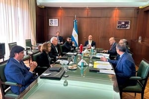 Fue el primer encuentro de la Cámara tras la publicación del decreto que le dio aval a la jueza para permanecer en su cargo por cinco años más.