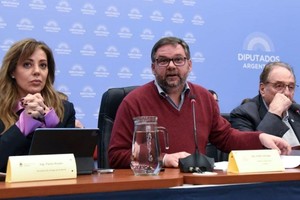 Se llevará a cabo una reunión conjunta entre las Comisiones de Energía y Combustibles, junto con Presupuesto y Hacienda.