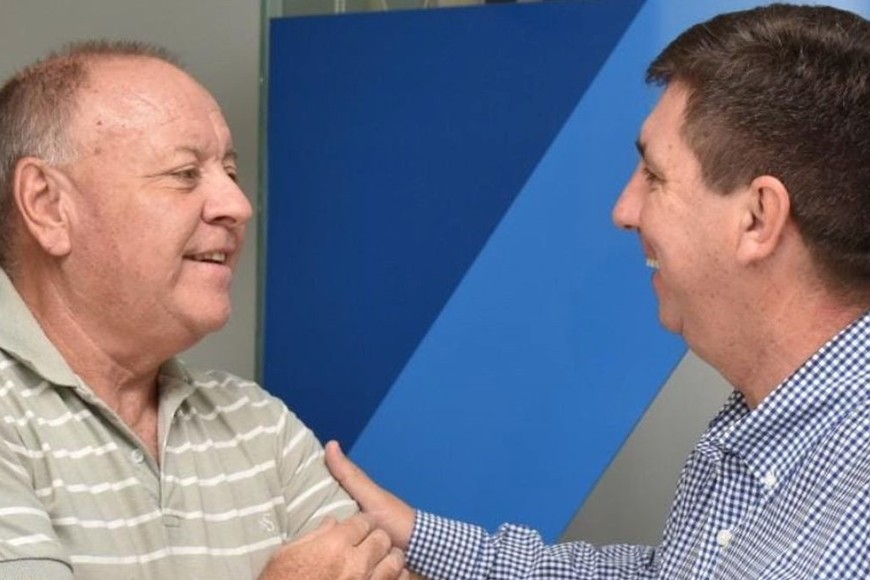 El senador departamental Rubén Pirola y el presidente comunal de San Carlos Norte, Lionel Cavallero.
