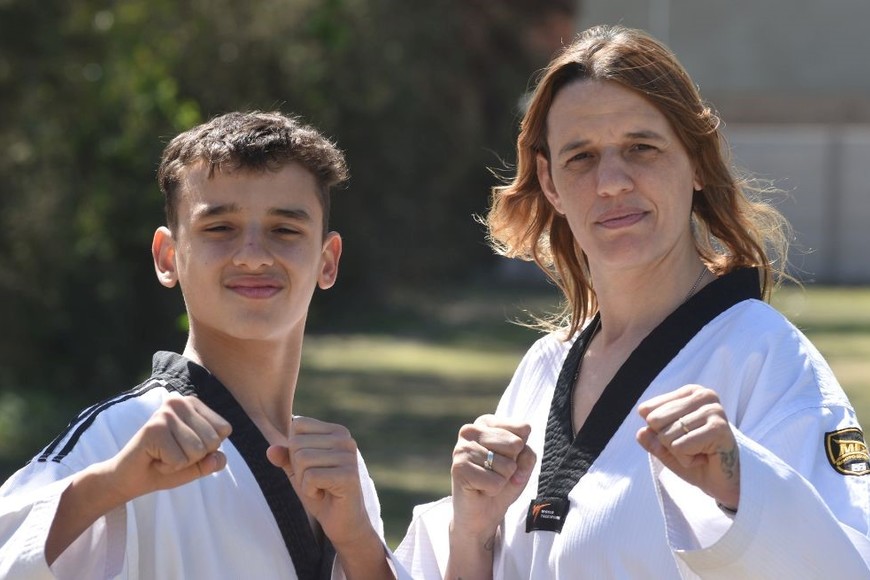 Natalia y Joaquín comenzaron juntos su viaje en este arte marcial. A lo largo de más de una década, esta disciplina ha moldeado sus vidas, inculcando valores, disciplina y respeto.