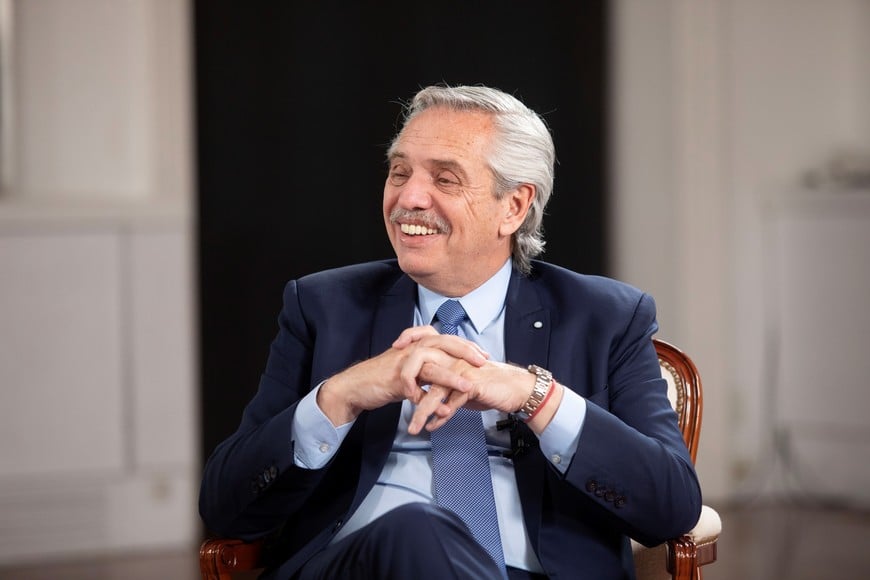 Imagen que publicó la agencia Xinhua con motivo de la entrevista con el presidente argentino. 