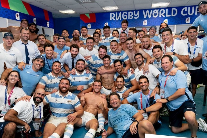 Los 33, lesionados y el staff. Todos juntos. Crédito: Prensa UAR.