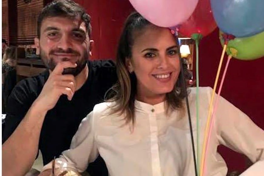 Silvina Luna junto a su hermanoEzequiel.