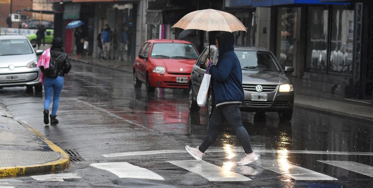 Rige un alerta naranja por lluvias y tormentas en Santa Fe