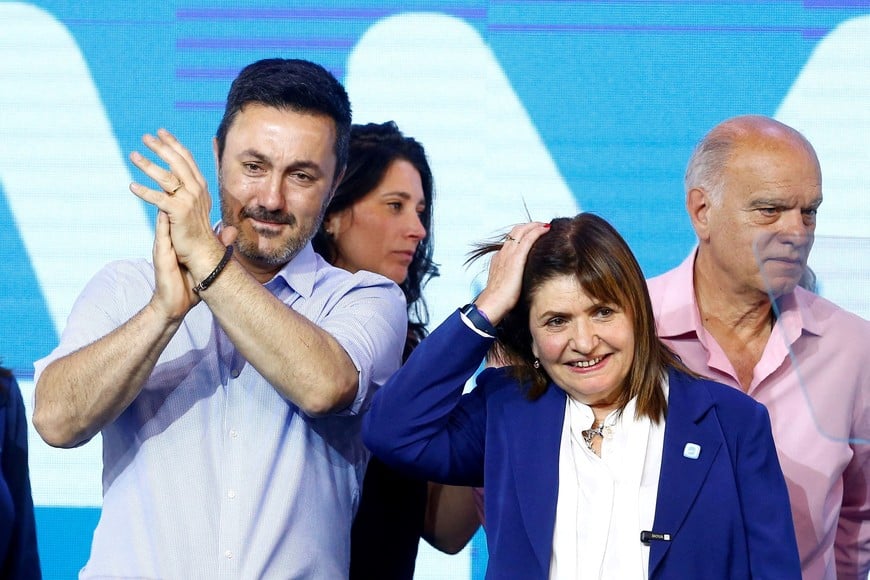 Argentina's presidential candidate Patricia Bullrich looks on as vice-presidential candidate Luis Petri gestures next to her, during Argentina's presidential election, in Buenos Aires, Argentina October 22, 2023. REUTERS/Martin Cossarini