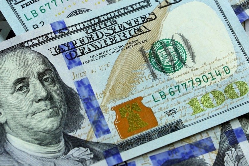 El dólar oficial se mantendría en $ 350 hasta el 15 de noviembre.