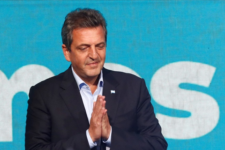 Argentina's presidential candidate Sergio Massa reacts to the results of the presidential election, in Buenos Aires, Argentina October 22, 2023. REUTERS/Mariana Nedelcu