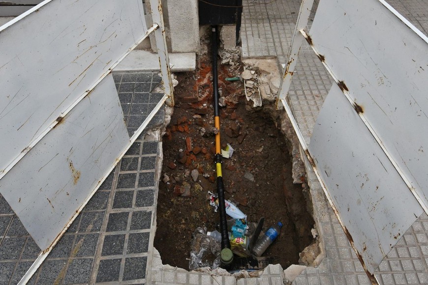 rotura vereda litoral gas san jerónimo 2000 3