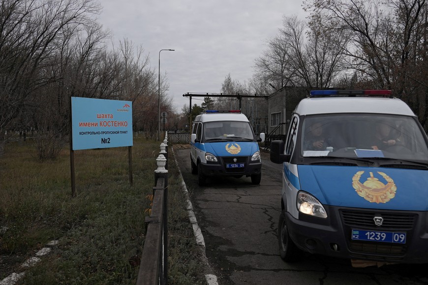 A view shows Kazakh police vehicles at the entrance to the Kostenko coal mine operated by ArcelorMittal Temirtau, as a rescue operation continues following a mine fire, in Karaganda, Kazakhstan October 28, 2023. REUTERS/Stringer