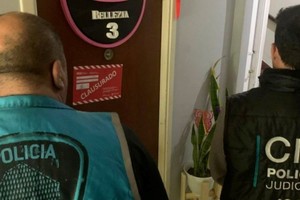 La investigación comenzó en septiembre, con tareas de análisis en un centro de estética que ejercía medicina de manera ilegal.