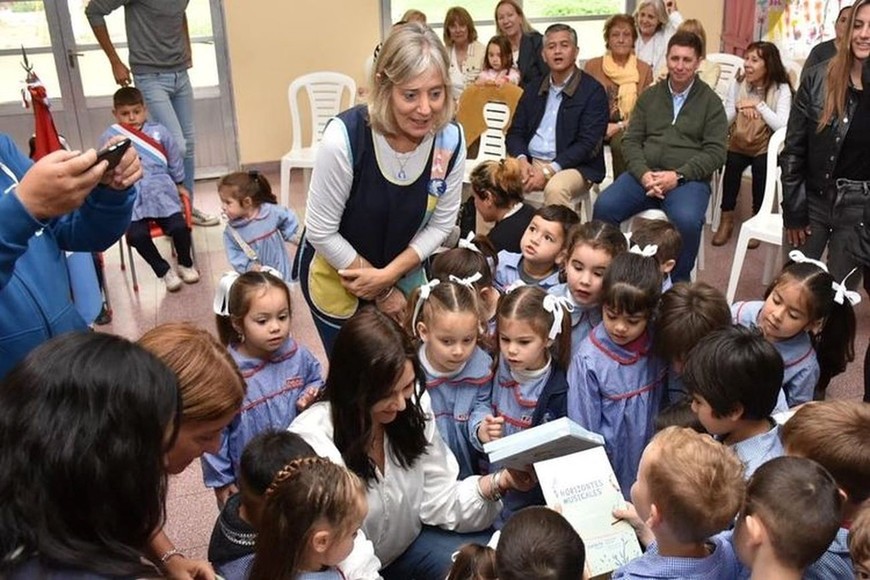 En un emotivo acto quedó habilitada la nueva sala para el Jardín de Infantes N° 70 Máximo Manetti.