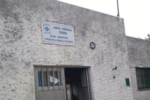 Frente del Centro Comunitario de Caritas.