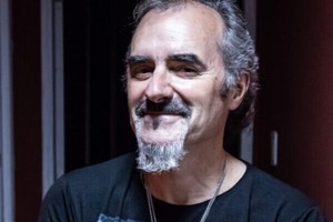 “Asoma tu luz”, “Profundidad”, “Todo cambió” y la propia “Todo parece brillar” que da título al trabajo, son algunos de los nombres del repertorio a interpretar. Foto: Gentileza CCPPU