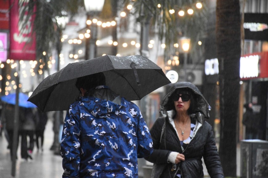 Finalmente llegó el fenómeno El Niño y las lluvias se hacen sentir en Santa Fe. Foto: Manuel Fabatía.