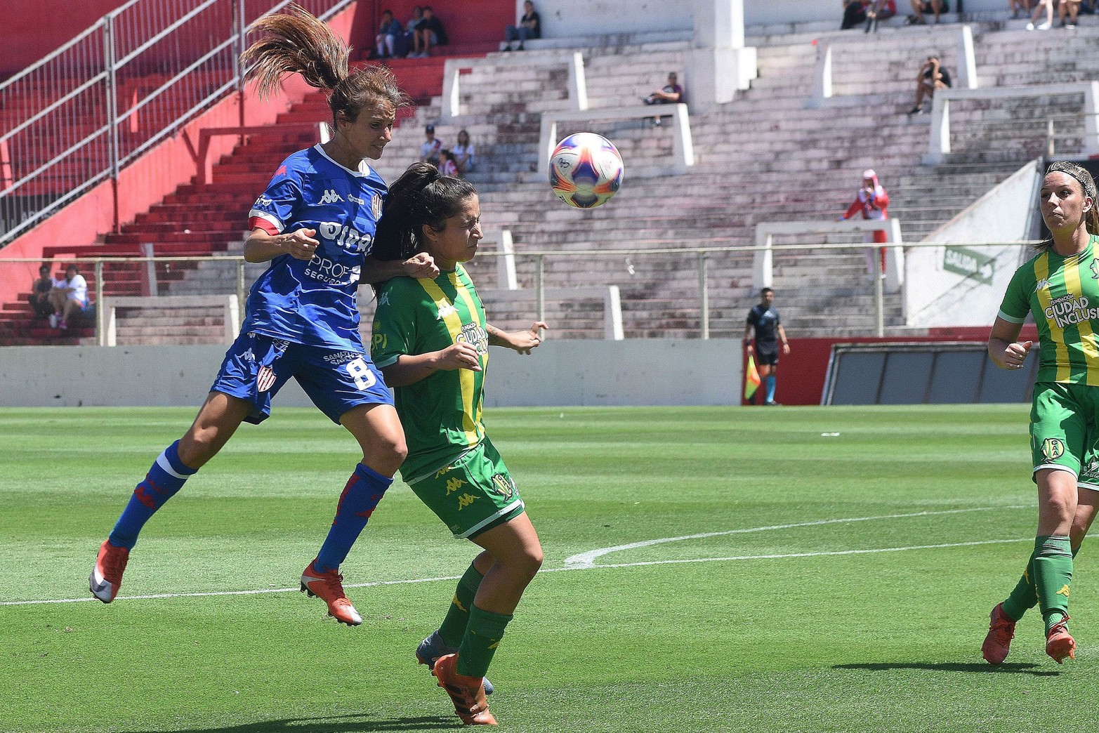 El Tate se impuso en la finalísima entre las dos campeones y el próximo año jugará en la segunda categoría del fútbol femenino. 