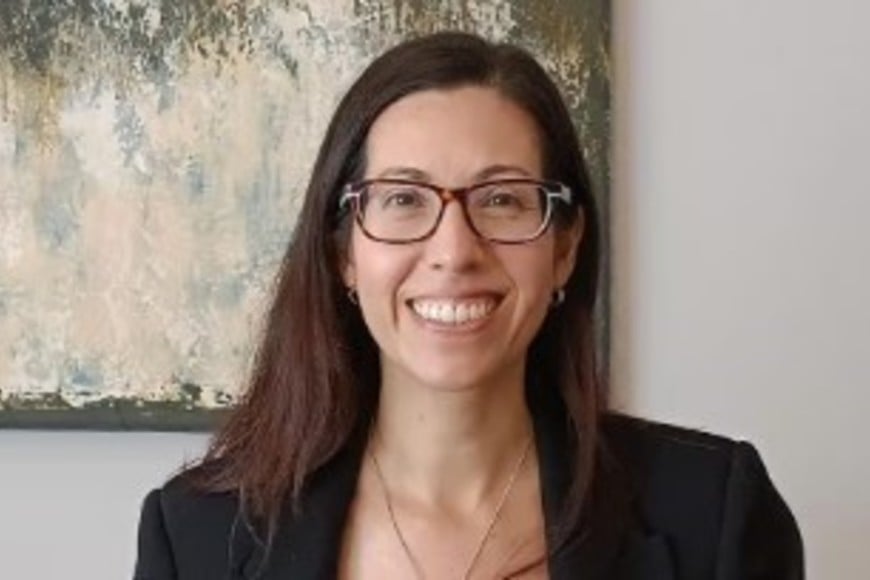 La venadense Cecilia Rodríguez acredita una maestría y un doctorado en Ciencias Políticas.