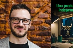 Ariel Pichersky (Licenciado en Letras y posee un magíster en Escritura Creativa por la Universidad de Tres de Febrero) junto a la portada del libro: Fotos Gentileza del Autor y Azul Francia