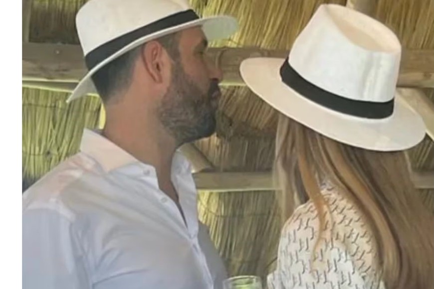 La conductora fue a un casamiento con el empresario Elías Piccirillo.