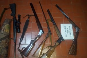 Todo lo secuestrado por la policía de Barrancas.