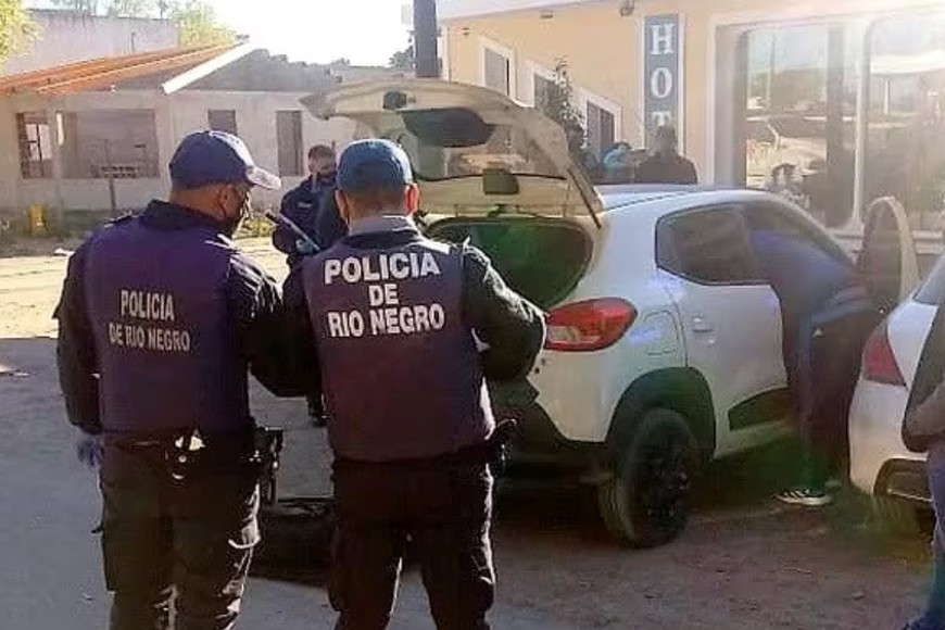 Un joven resultó muerto y otro herido en un tiroteo ocurrido cerca de un jardín de infantes en Viedma, Río Negro .