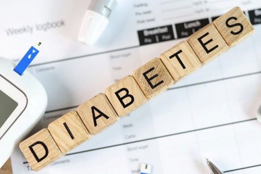 La detección temprana y el manejo efectivo de la diabetes son cruciales.