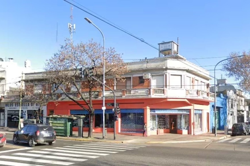 El hecho ocurrió en el cruce de la avenida Eva Perón y la calle Laguna, Parque Avellaneda.