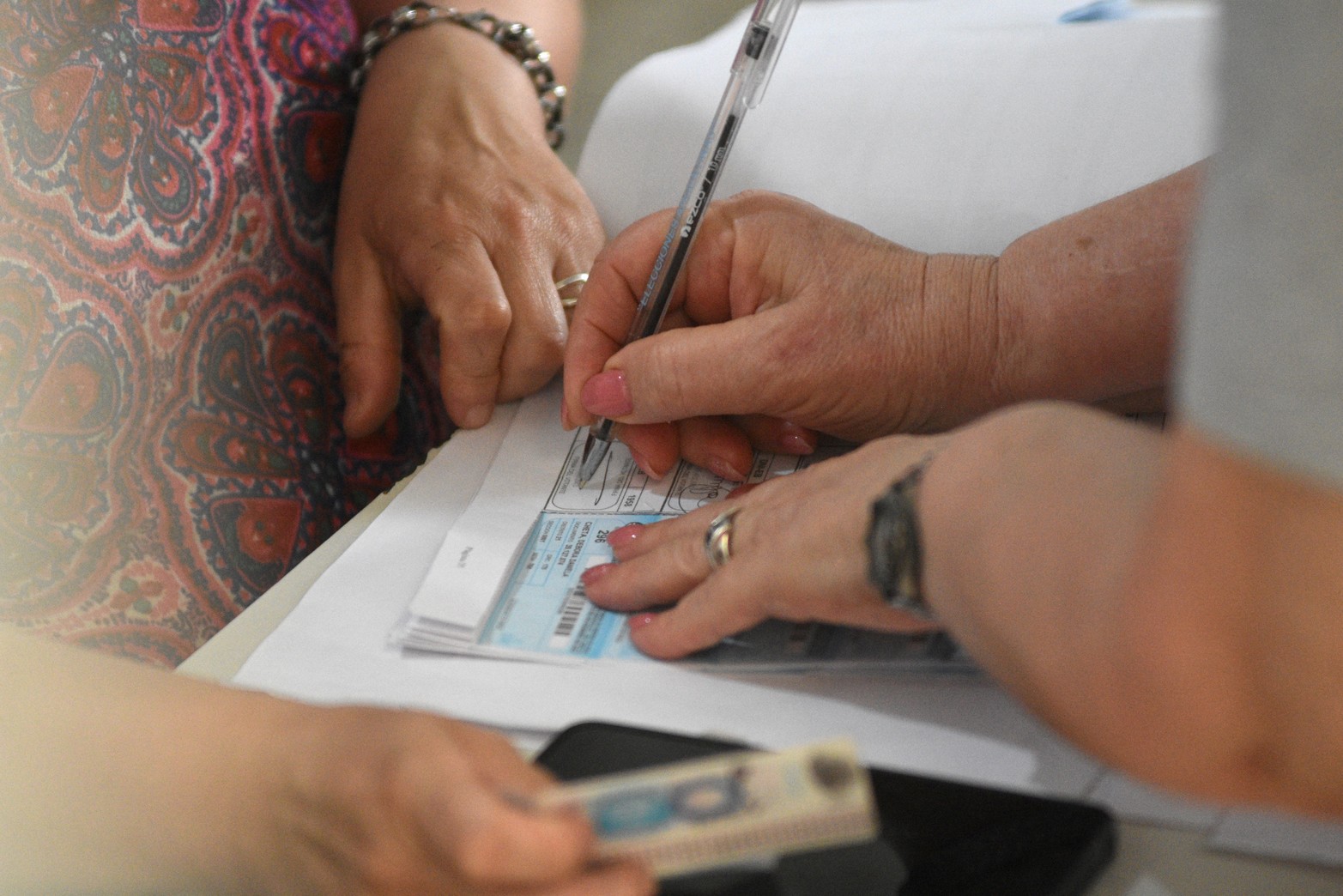 El tamiz electoral iniciado tres meses atrás dejó fuera de carrera a 19 fórmulas presidenciales que no superaron el piso del 1,5% de votos necesario para participar de las generales.