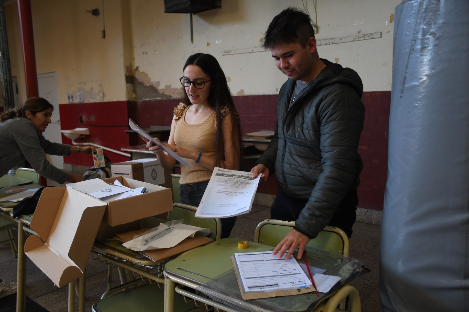 Las primeras horas del balotaje 2023, en el que se define quién será el próximo presidente de los argentinos, transcurrieron con normalidad y tranquilidad.