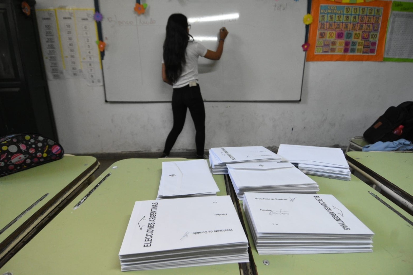 Se espera que los primeros números se conozcan cerca de las 21 horas, momento en el que ya podría haber un nombre en torno a la Presidencia.