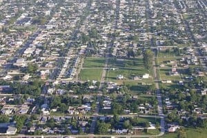 De los 3.544.908, poco mas del 7% corresponde a General López, quedando en tercer lugar en cantidad de habitantes, por debajo de los departamentos Rosario y La Capital.