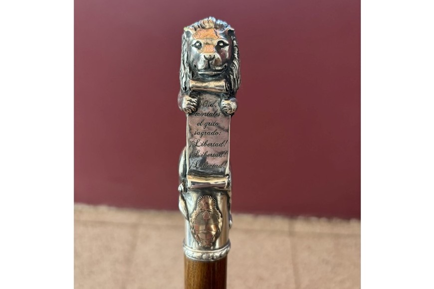 El bastón presidencial presentado por Santiago Marsili.