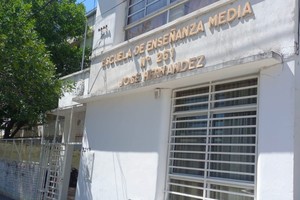 Escuela N° 261 José Hernández, ubicada en Gral López 3200. Crédito: El Litoral.