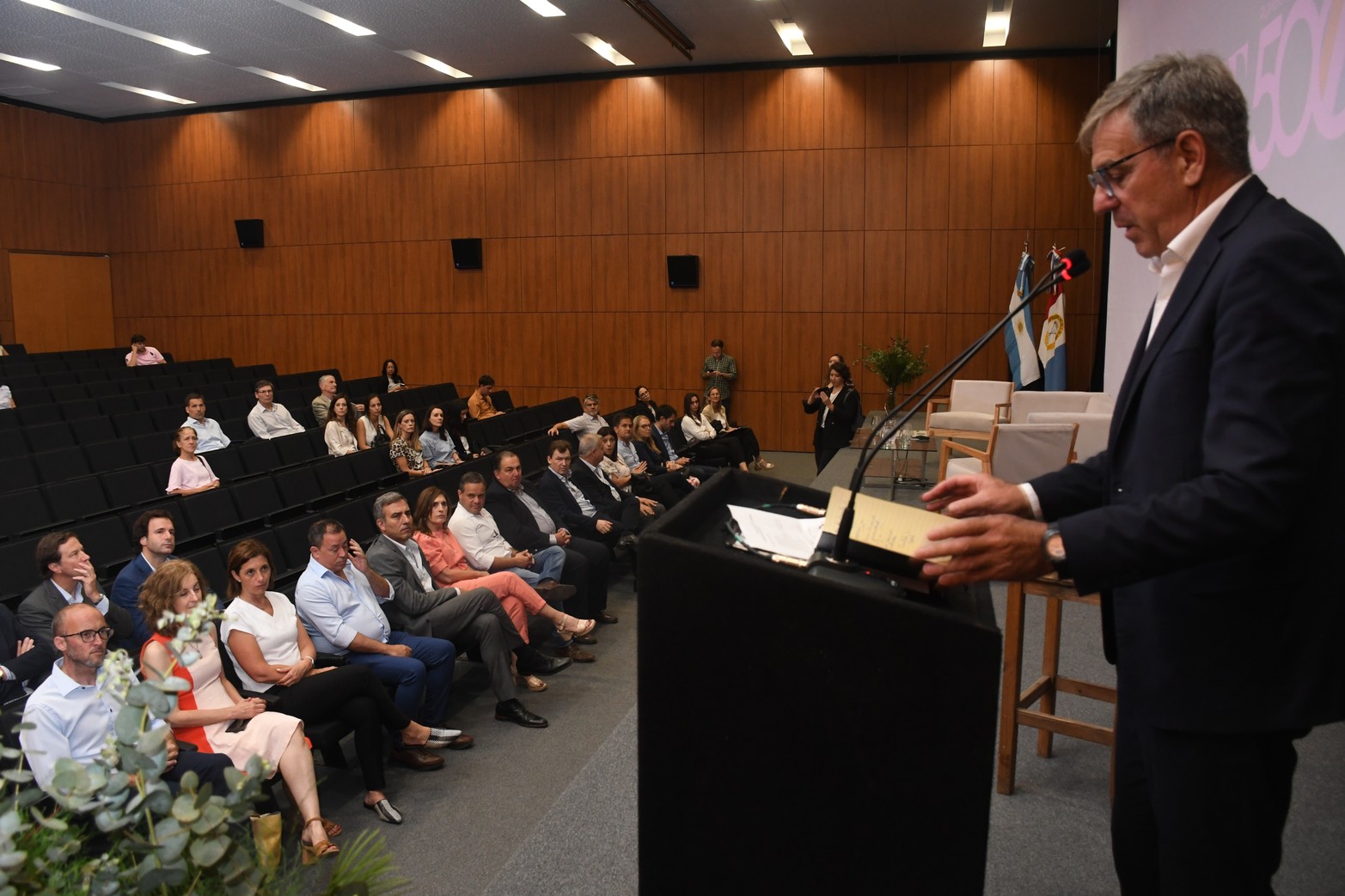El Museo de la Constitución se convirtió en el marco de un conversatorio organizado por El Litoral para pensar, dentro de sus 450 años de vida de Santa Fe, los caminos posibles de cara a los 500.