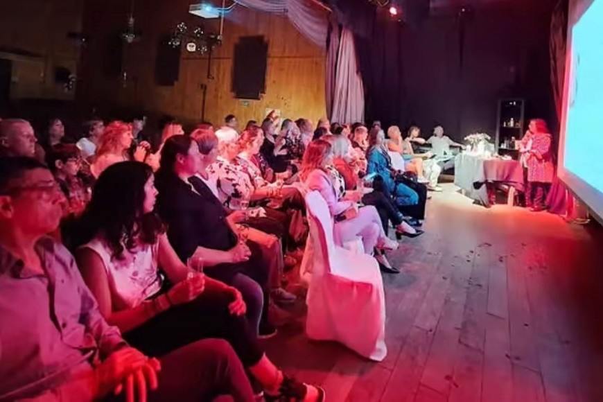 Exposición a cargo de Diana Avellaneda. Foto: Gobierno de Teodelina